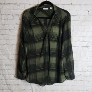 New York & Company Chiffon Top